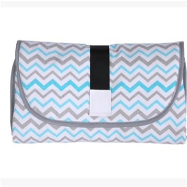 SUPER DELUXE 3-IN-1 WATERPROOF CHANGING PAD