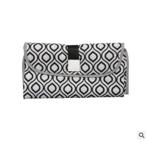 SUPER DELUXE 3-IN-1 WATERPROOF CHANGING PAD