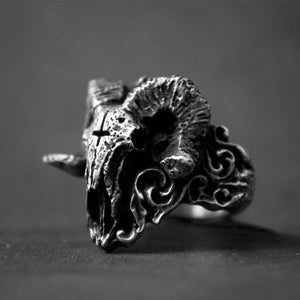 Vintage Satanic Demon Skull Ring