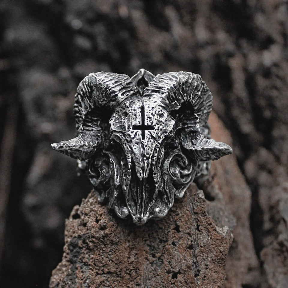 Vintage Satanic Demon Skull Ring